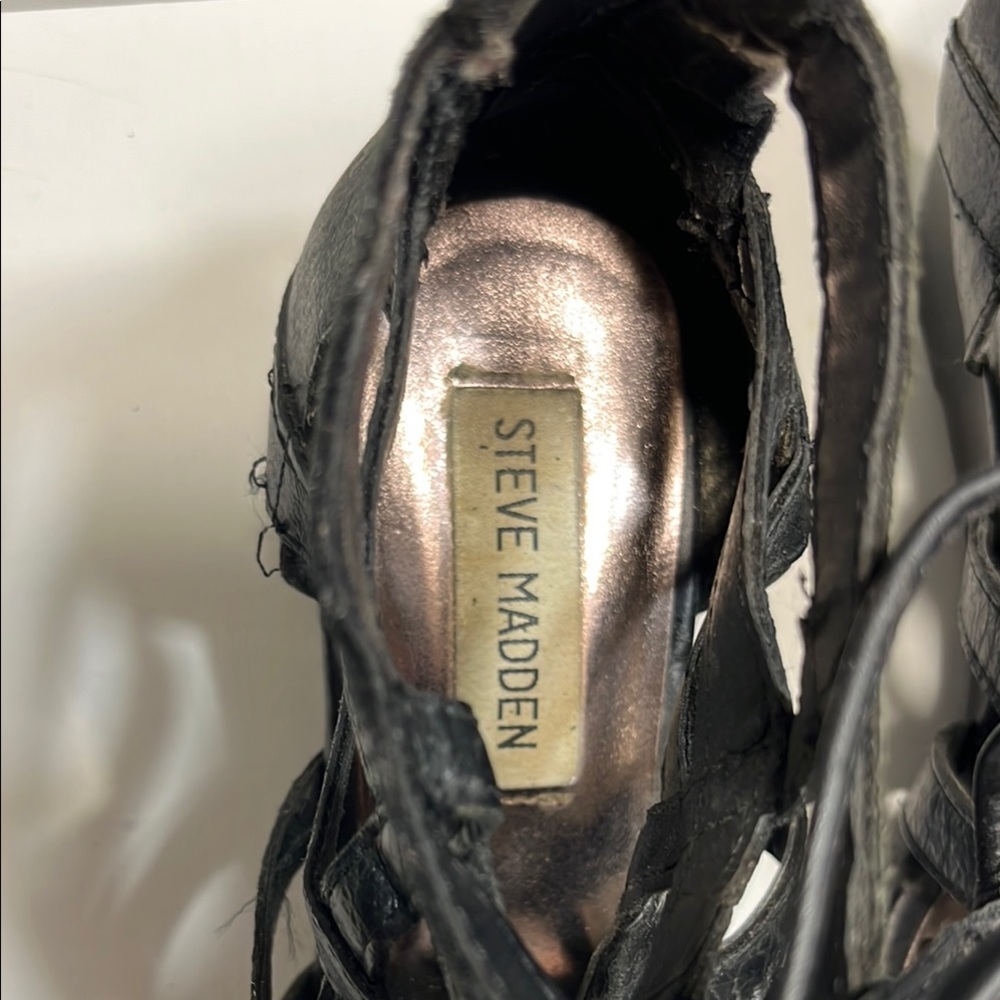 Black Strappy Women's Sandals - Picture 6 of 8